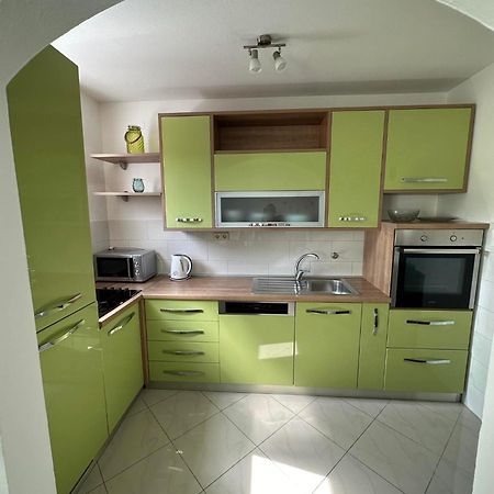 Apartmani Ljubica, Murter Exteriör bild